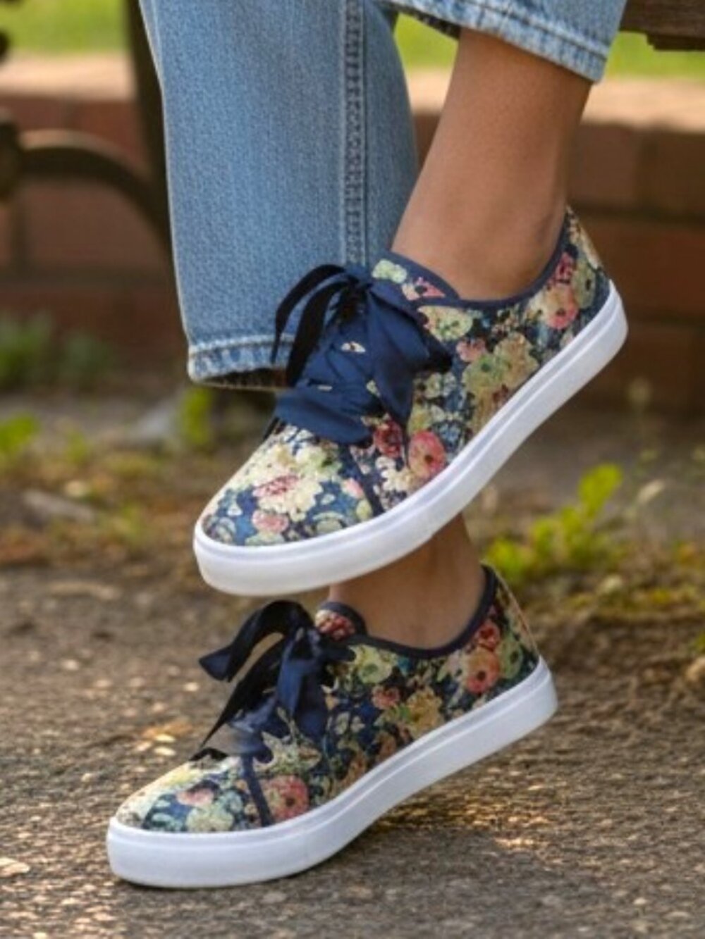 Dirty Laundry Floral Navy & Multicolor Lace-Up Sneakers